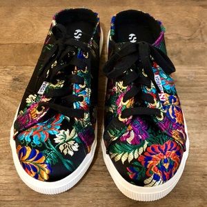 Superga Women’s Sneaker Mules Bright Size 6.5